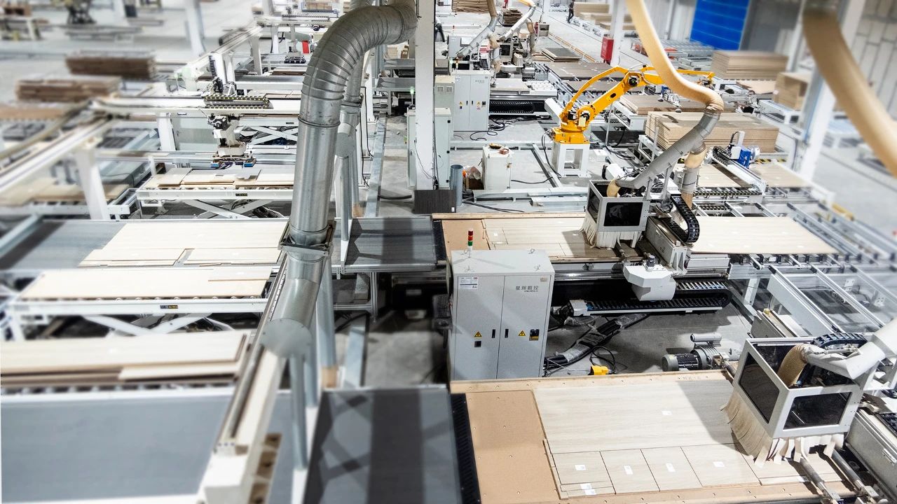 Inanibus linea, lego Excitech! Appreciatio Guangdong Smart Factory Project Causa.